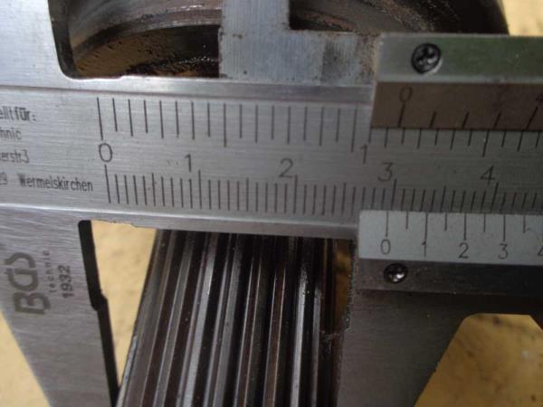 CARDAN ARRIERE GAUCHE BMW SERIE 1 E81/E87 / SERIE 3 E90/E91 - Vue 2